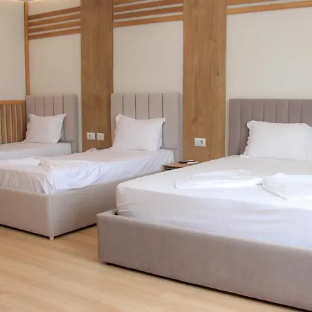 Colis 度假村 Kamez