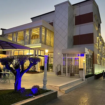Üdülőközpont Colis *