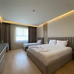 منتجع Colis Kamez
